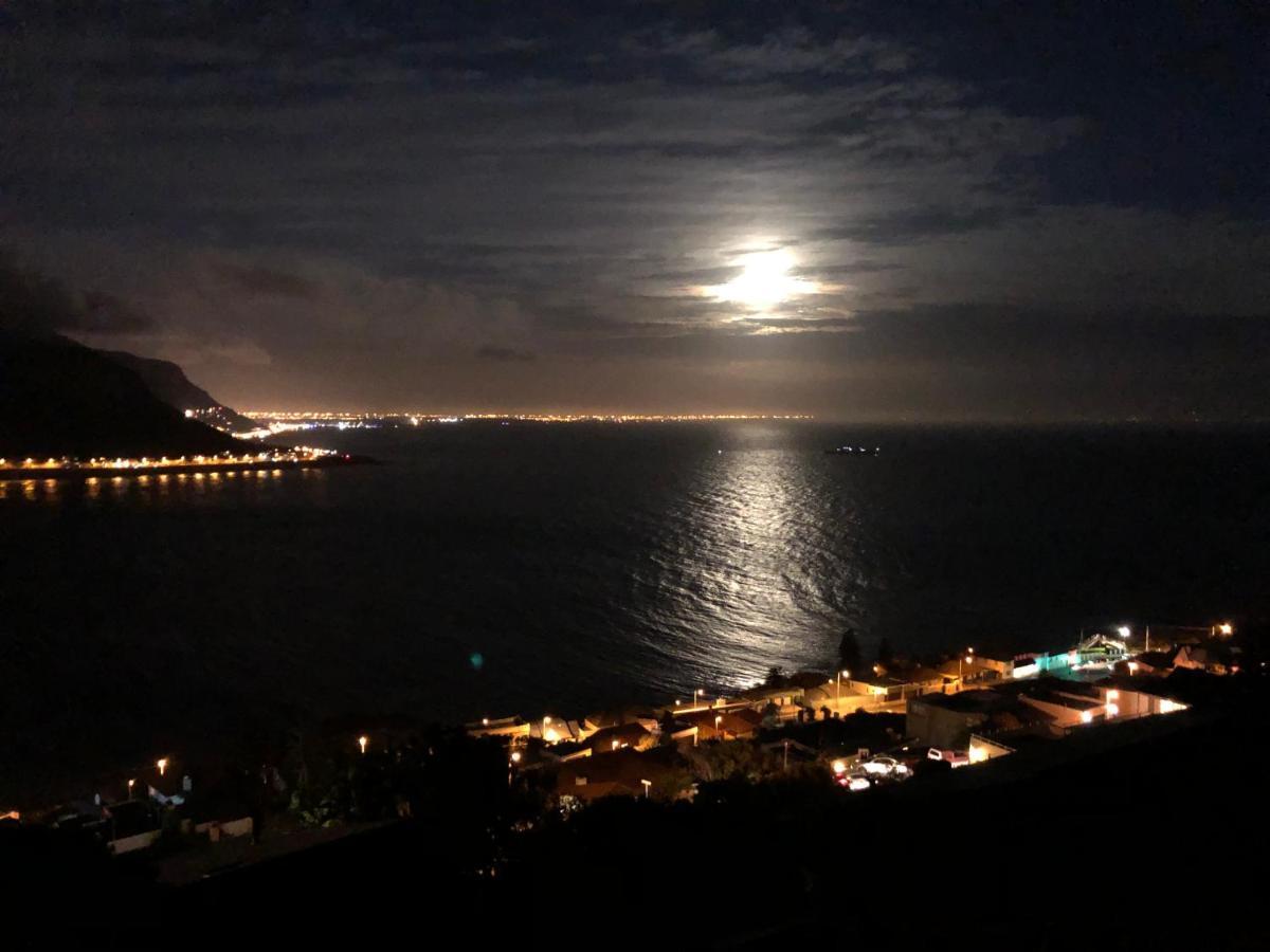 1 Mountain Rd Boutique B & B Fish Hoek Eksteriør bilde